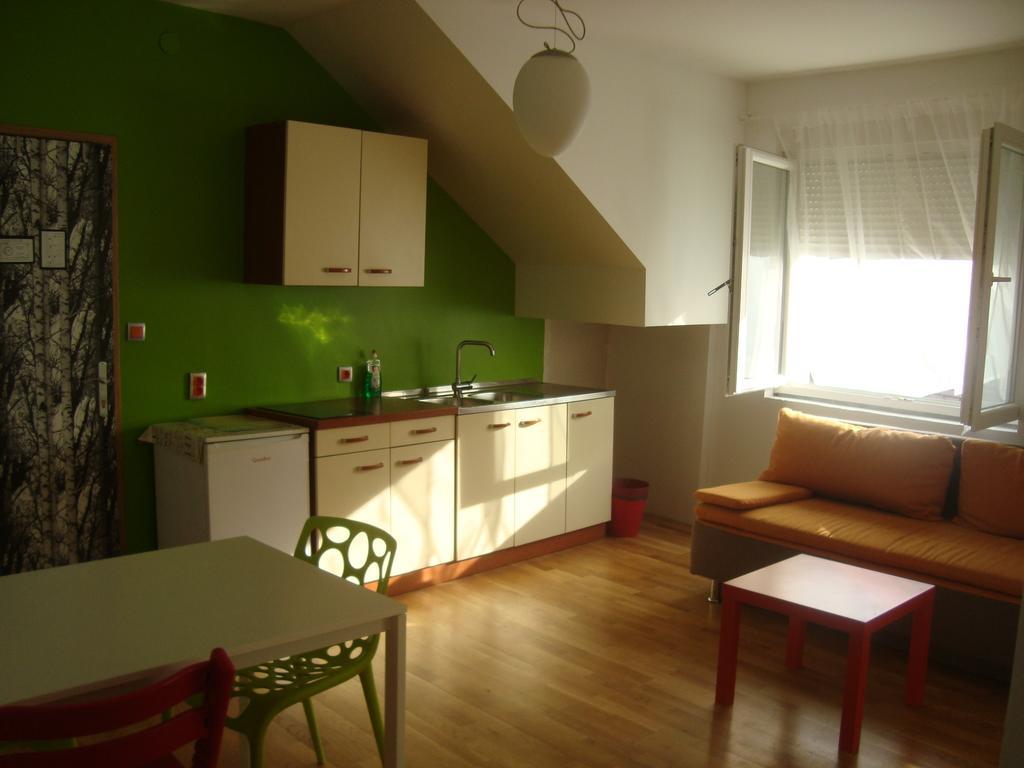 Two Flowers Apartments Zagrzeb Pokój zdjęcie